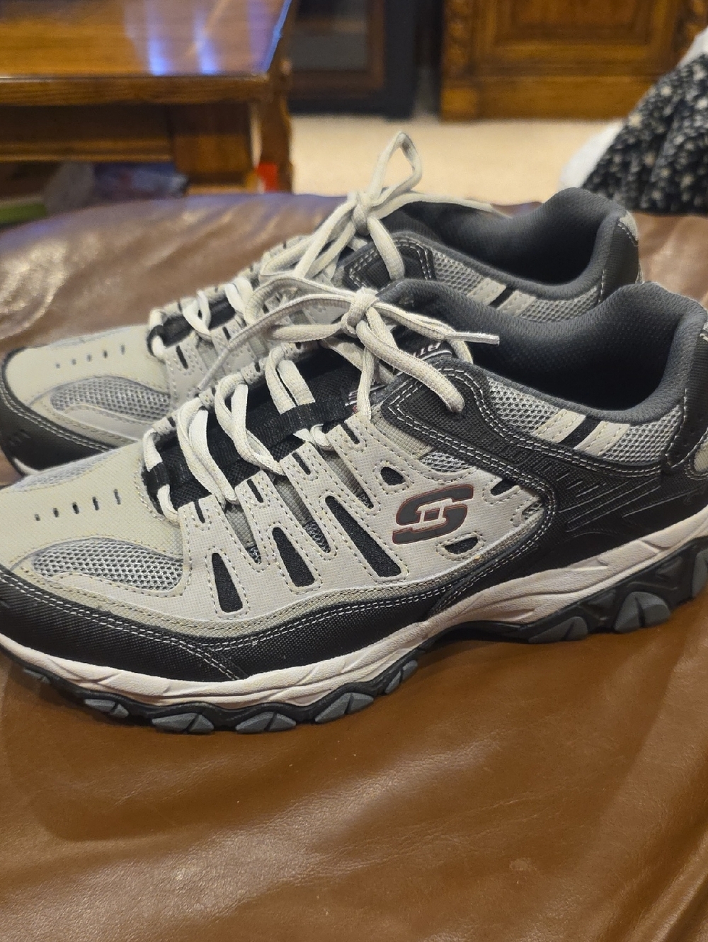 Skechers Mens After Burn Memory Fit Gray and Black Athletic Shoes Sz 10.5 NWOT
